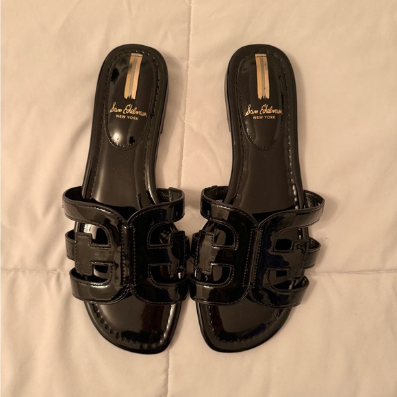 Black Sandals - Picture 1 of 4